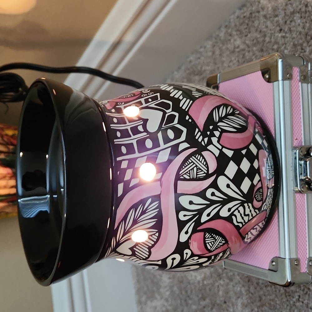 Scentsy Ribbons of Hope Warmer